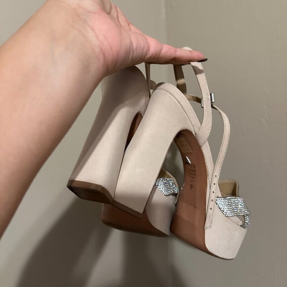 Schutz Yanna Platform Sandals - Picture 3 of 3